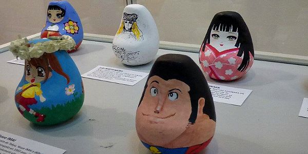 Okiagari koboshi Curiosità dal giappone Okiagari koboshi